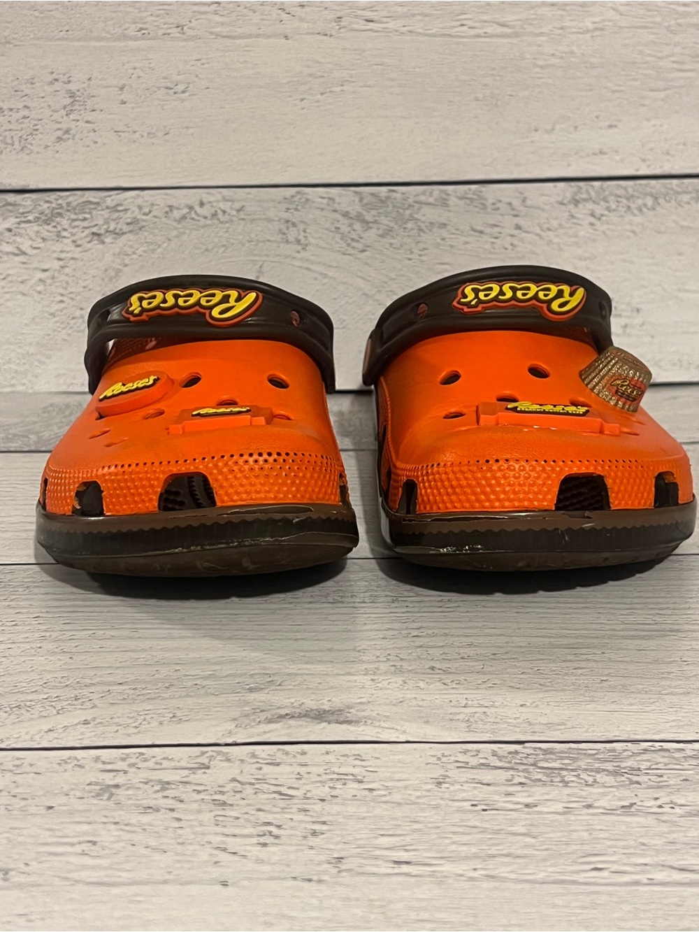 Reese’s Orange Crocs Boys - Picture 6 of 10